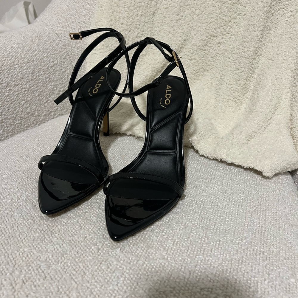 Aldo black heels